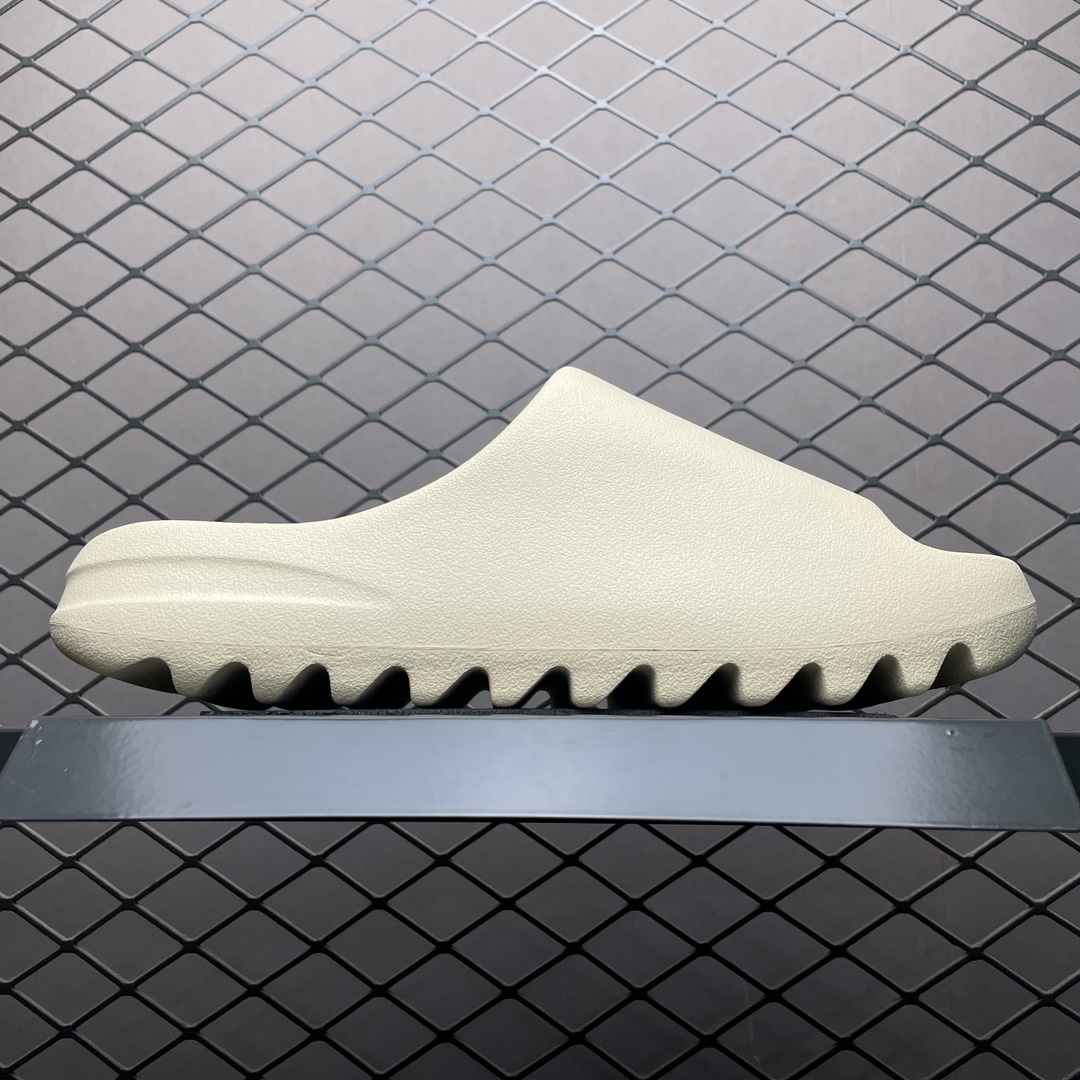 adidas YEEZY Slide "Bone" (FZ5897)
