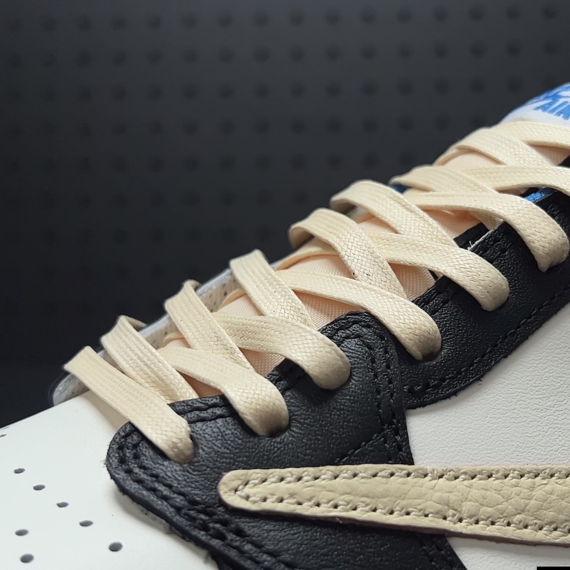 Travis Scott × Fragment × Nike Air Jordan 1 Low OG SP "Military Blue"（DM7866-140）