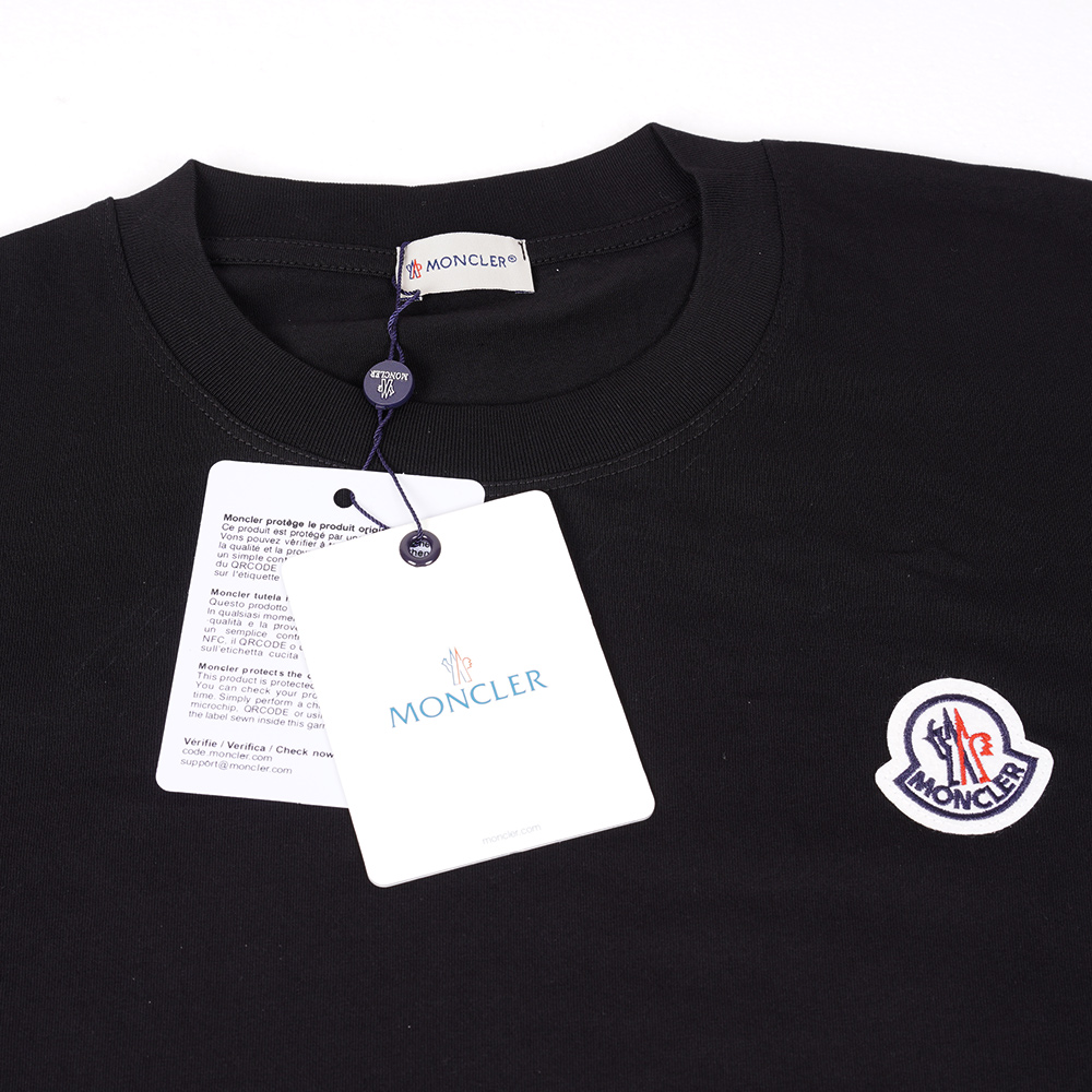 Moncler Logo Patch Pack  T-Shirt（J10918C00025829H83P3）