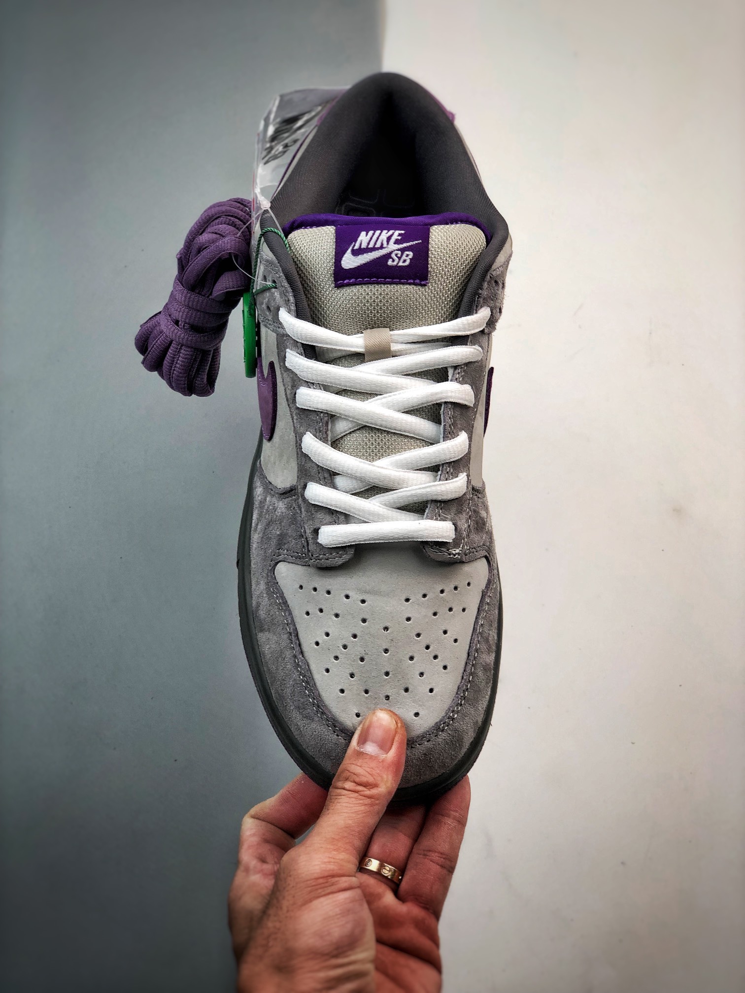 NK Dunk SB Low Purple Pigeon（304292-051）