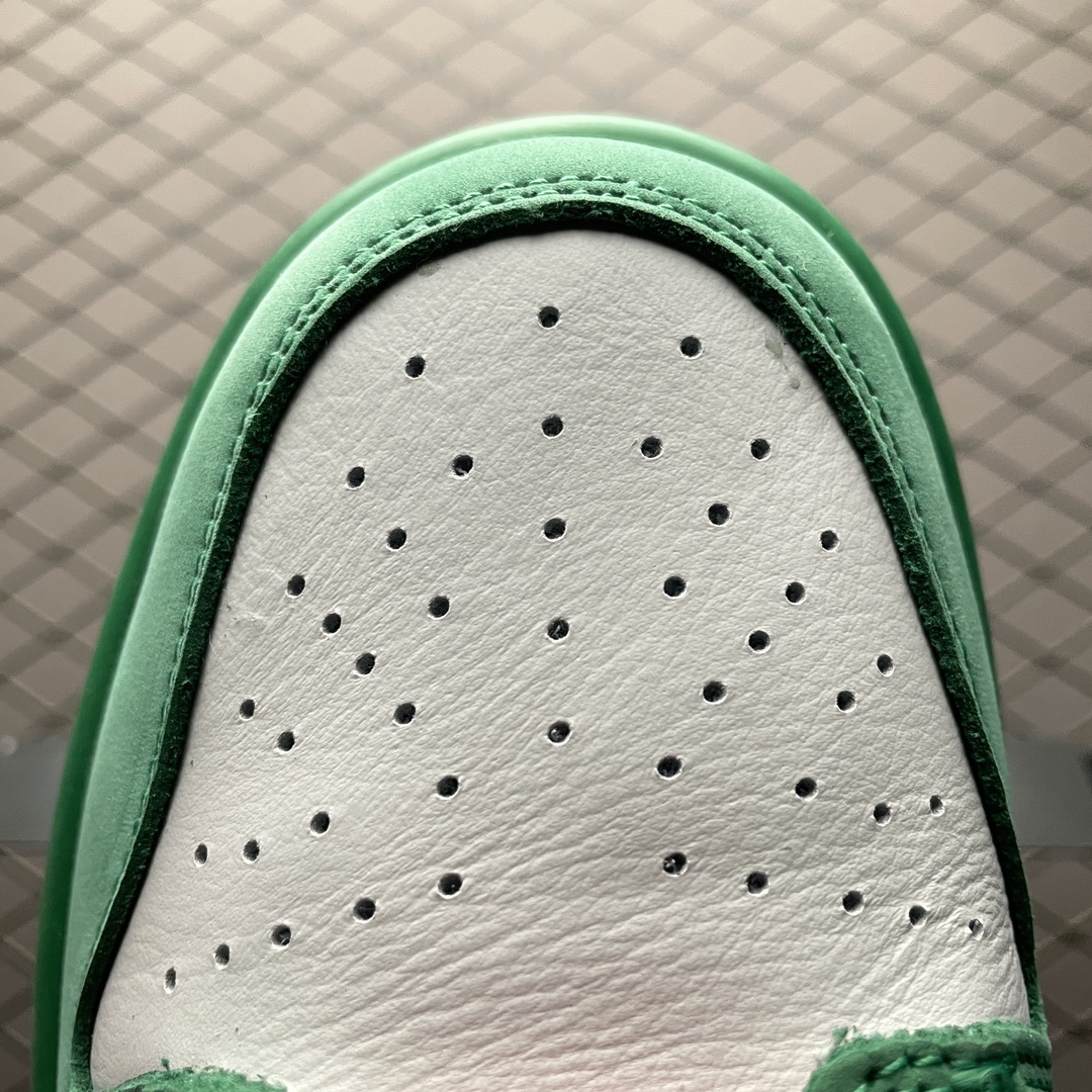 Nike SB Dunk Low "Heineken board shoes( 304292-302)