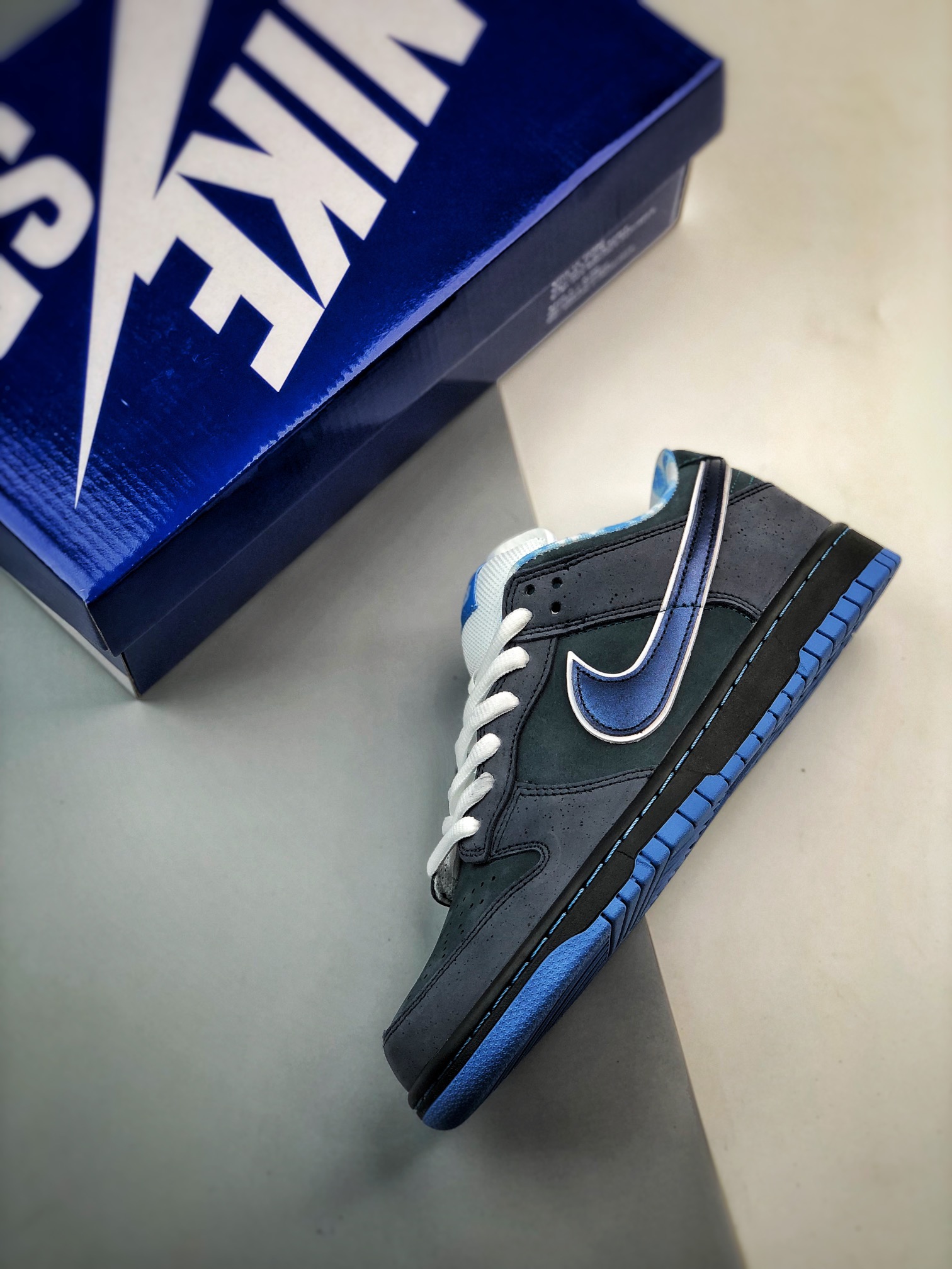 Concepts × Nike SB Dunk Low "Blue Lobster"（313170-342）