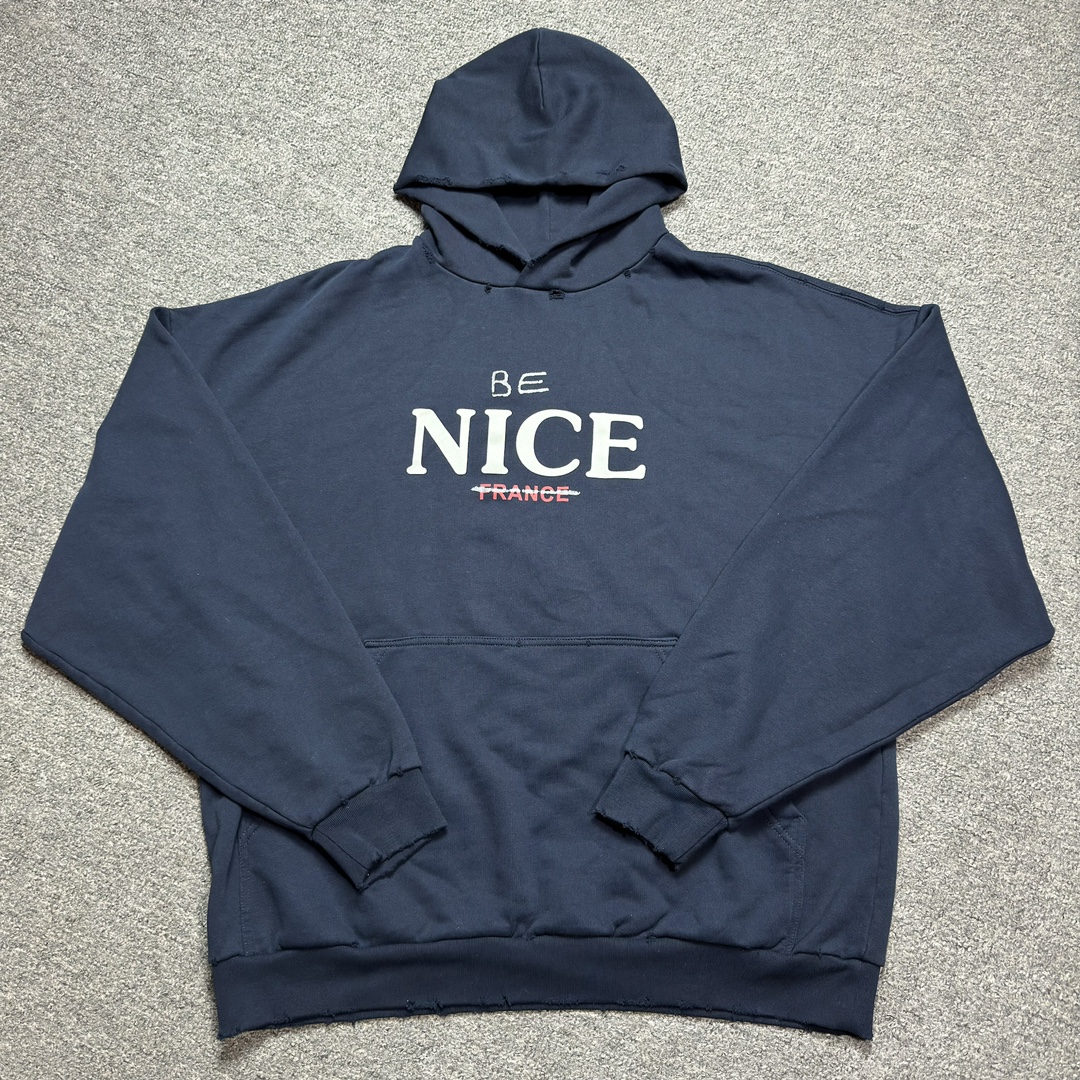 BALENCIAGA lettered hooded sweatshirt（33PFTU77 ）