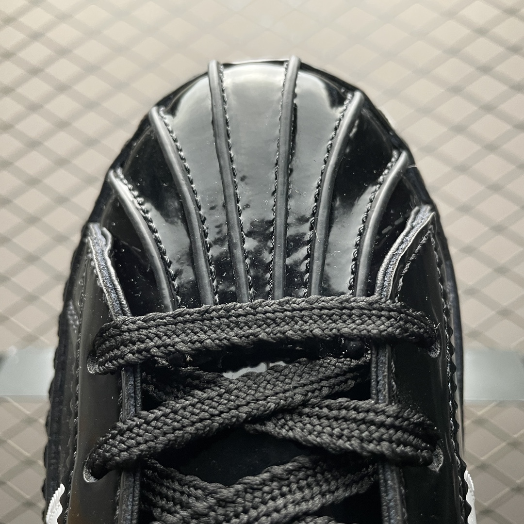 CLOT × adidas Originals Superstar "Core Black/Footwear White"（38UEFF3）