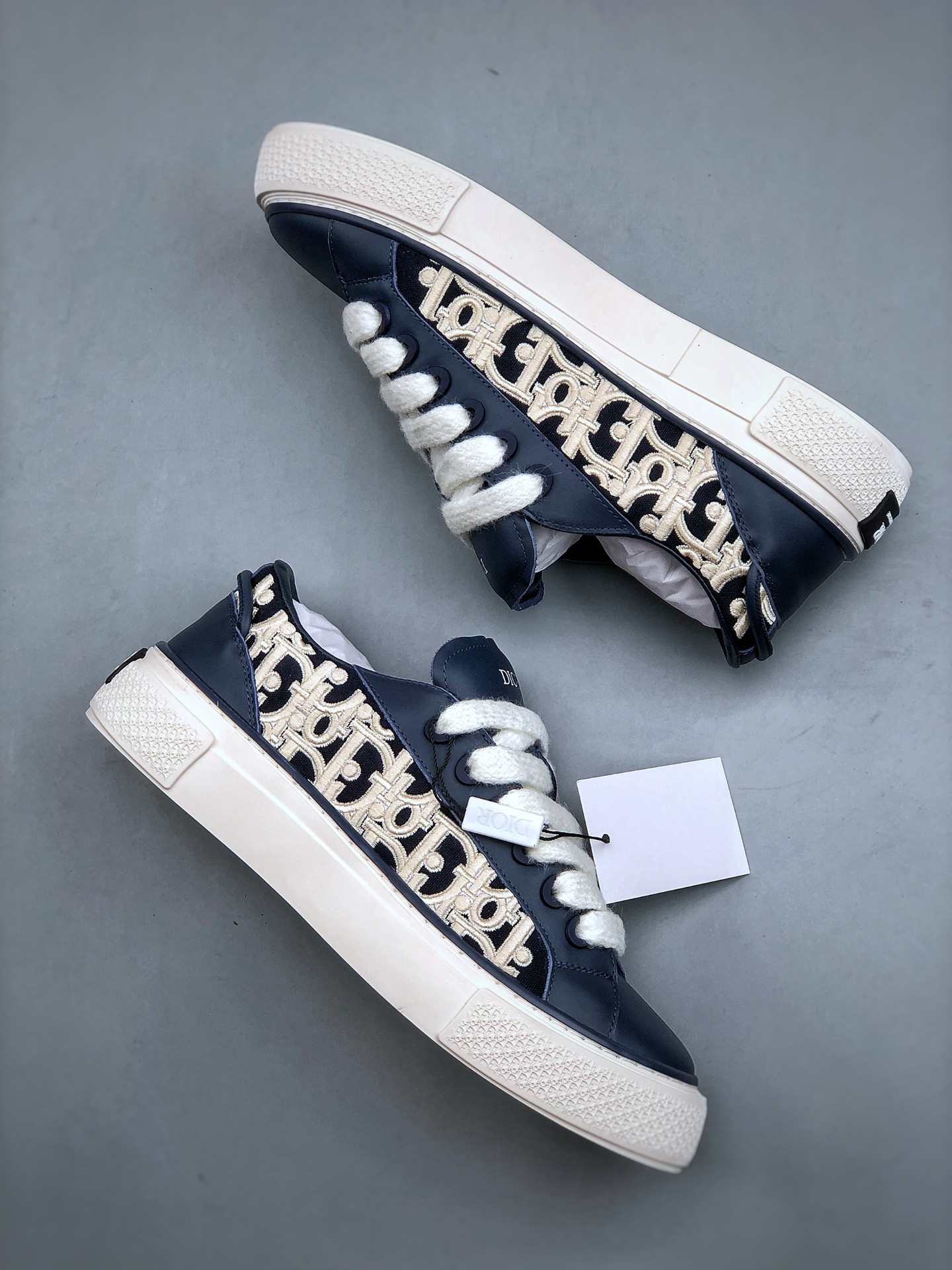 Dior 30Avenue Montaigne low top sneakers（3SN303ZYQ_H561）