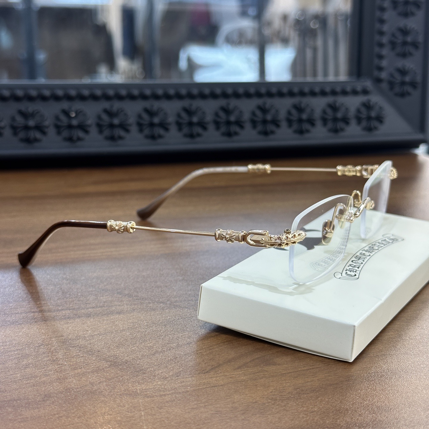 CHROME HEARTS Pills III Gold Plated Brown Bone Plastic (CHROME HEARTS 420)