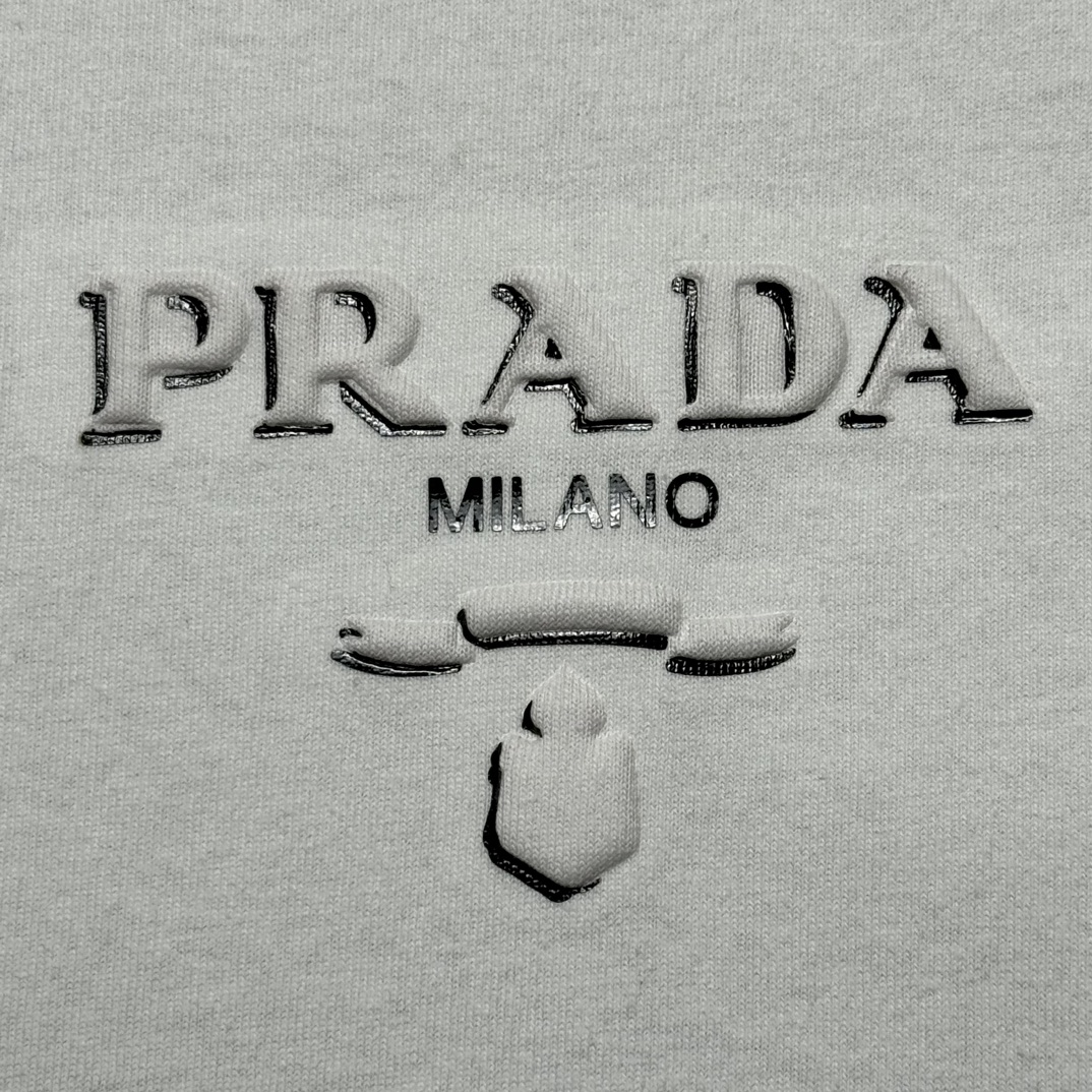 PRADA Cotton T-shirt white（UJN896-14K7-F0009-S-OOO）