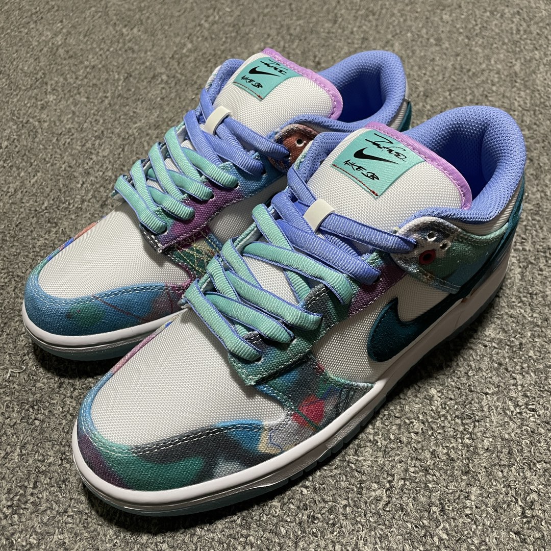 Futura × Nike SB Dunk Low "White and Geode Teal（HF6061-400）