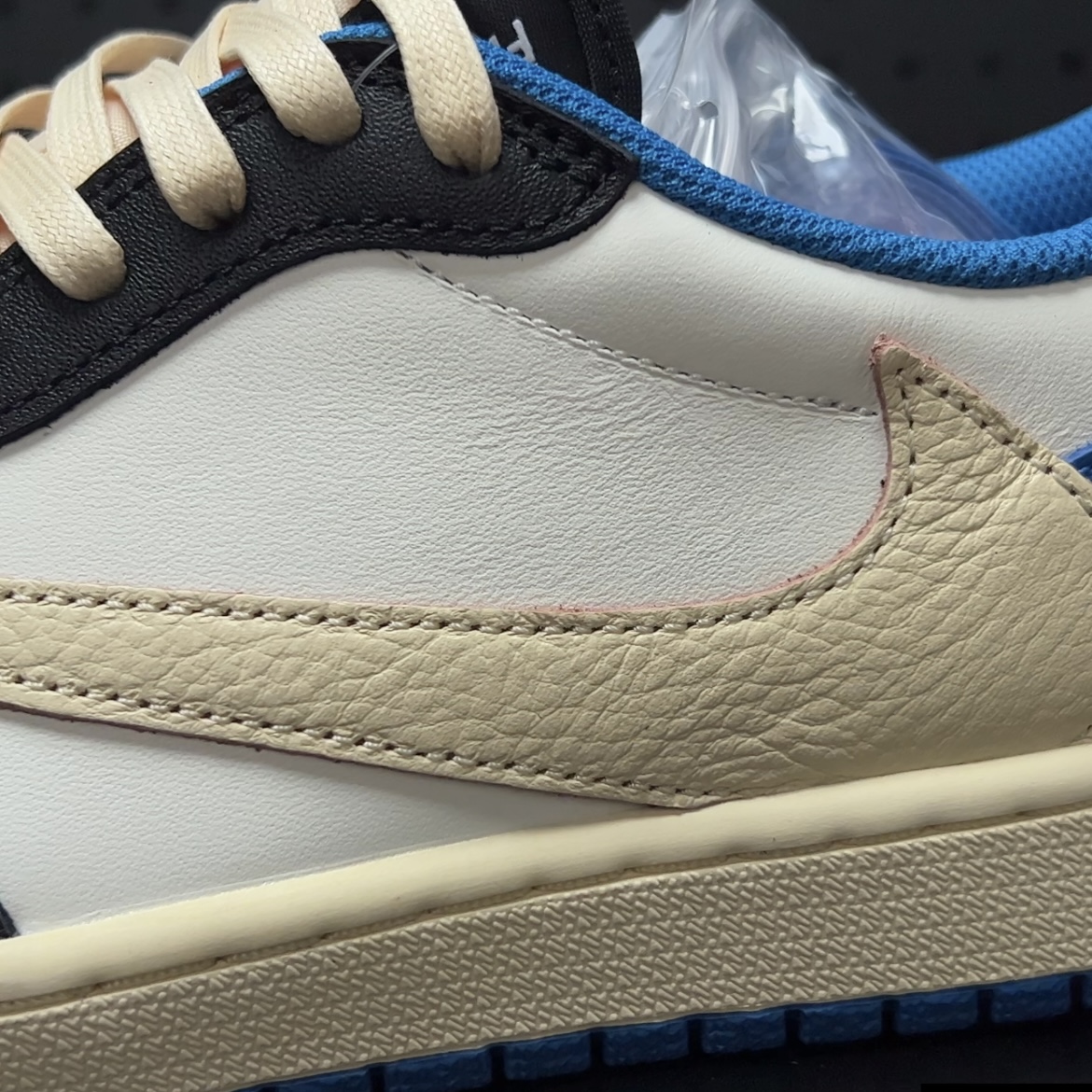 Travis Scott × Fragment × Nike Air Jordan 1 Low OG SP "Military Blue"（DM7866-140）