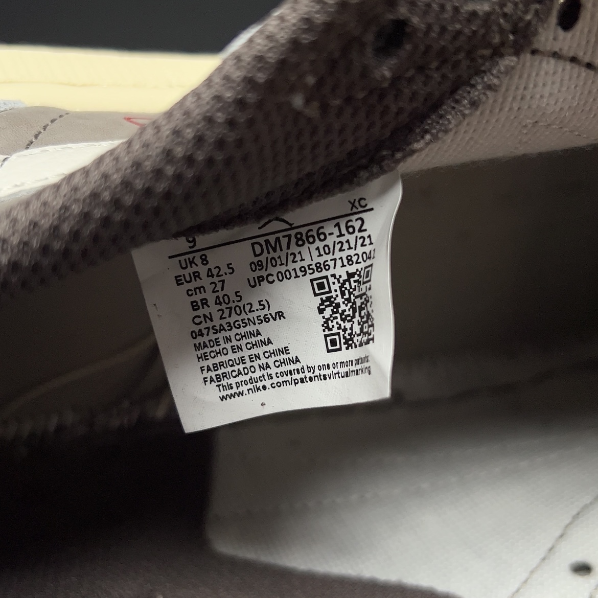 Travis Scott × Nike Air Jordan 1 Low OG SP "Reverse Mocha/Sail and Ridgerock"（DM7866-162）