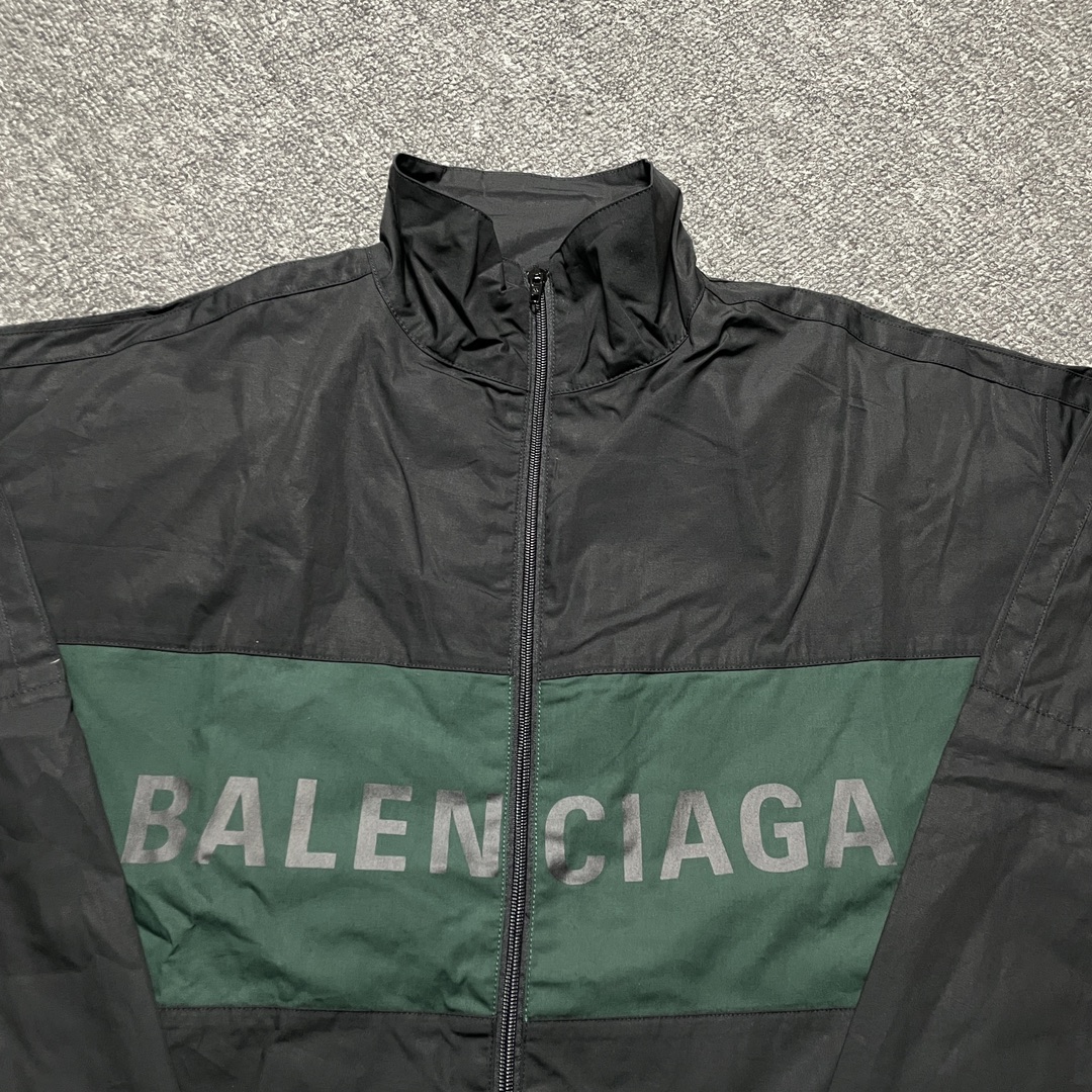 Balenciaga logo print windproof jacket（40PGUU77 ）