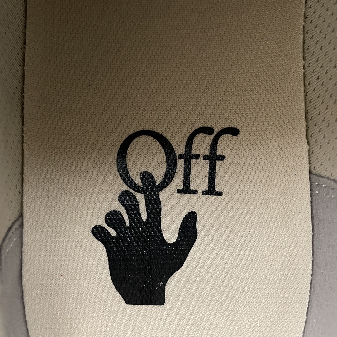 OFF-WHITE Odsy-1000 Cream  (41UEFF11)