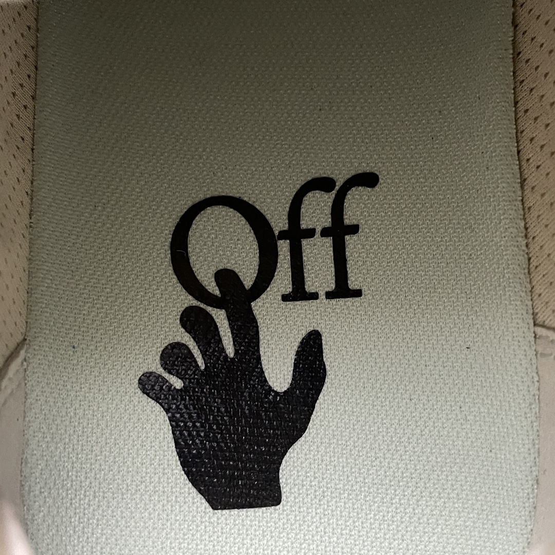 OFF-WHITE Odsy-1000 Cream  (41UEFF9)