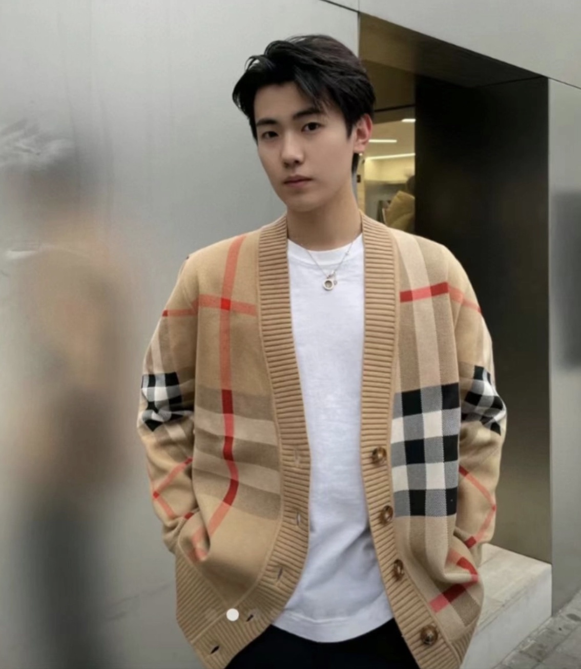 Burberry Check wool blend cardigan price（43PHII77）