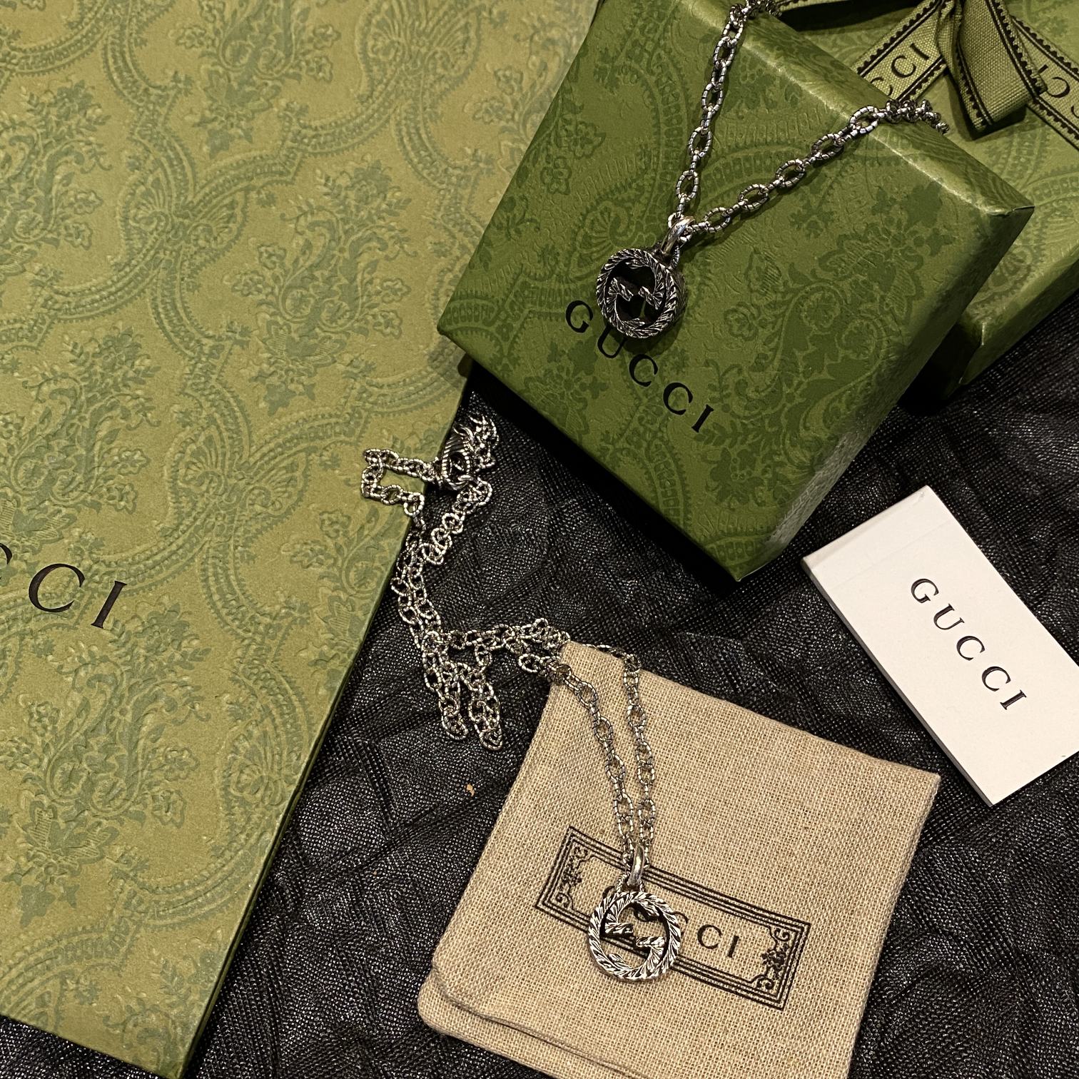 GUCCI グッチ  メンズ レディース インターロッキングG ペンダント（455307-J8400-0811）
