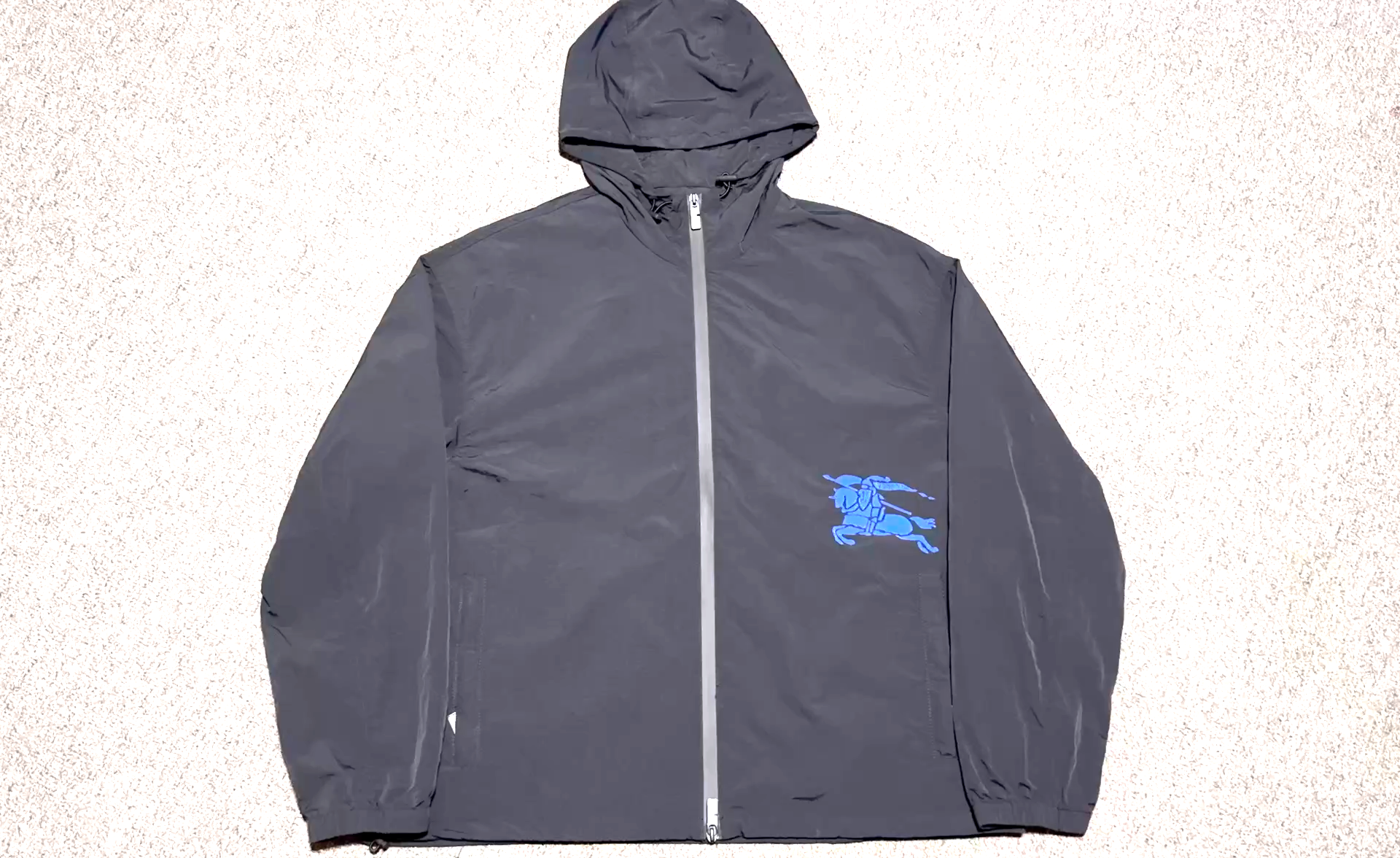 BURBERRY LIGHTWEIGHT NYLON JACKET（80867141）