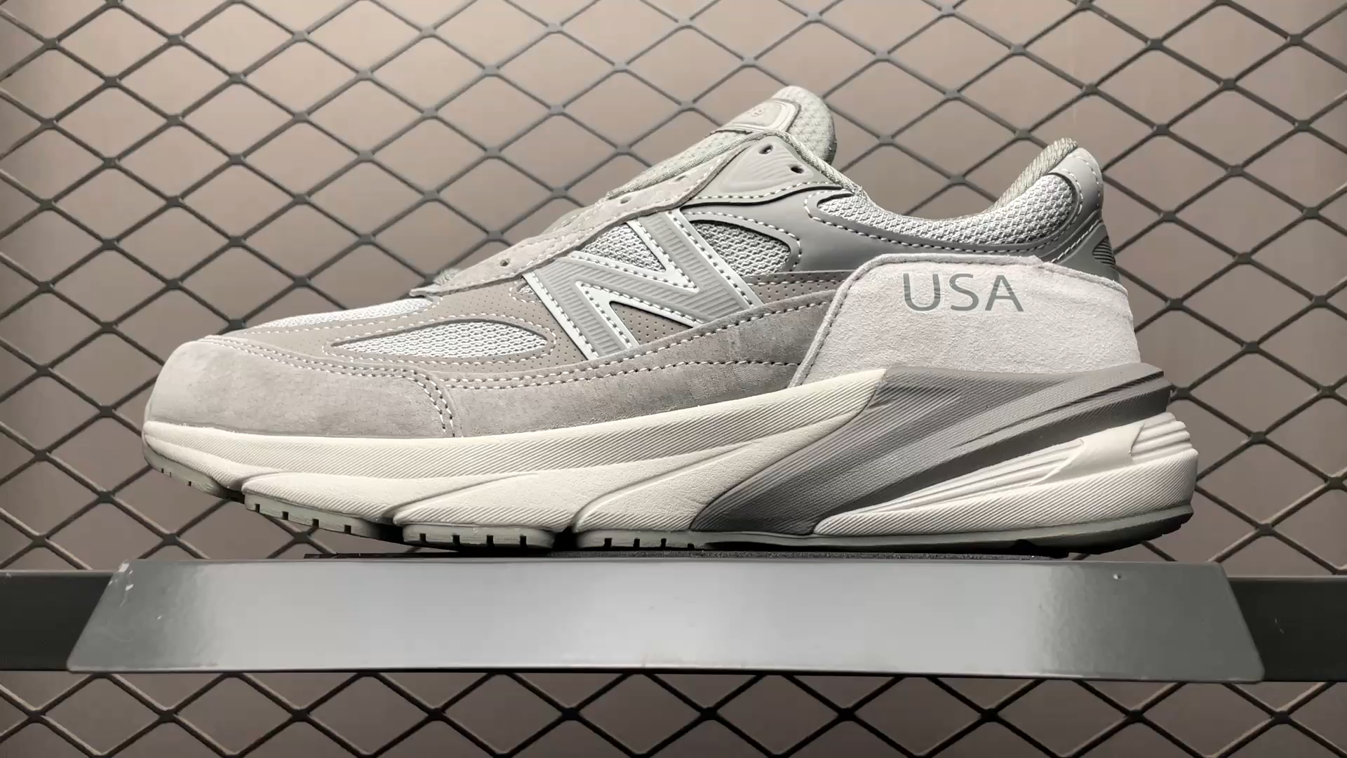 WTAPS × New Balance 990V6 WTAPS × New Balance 990V6