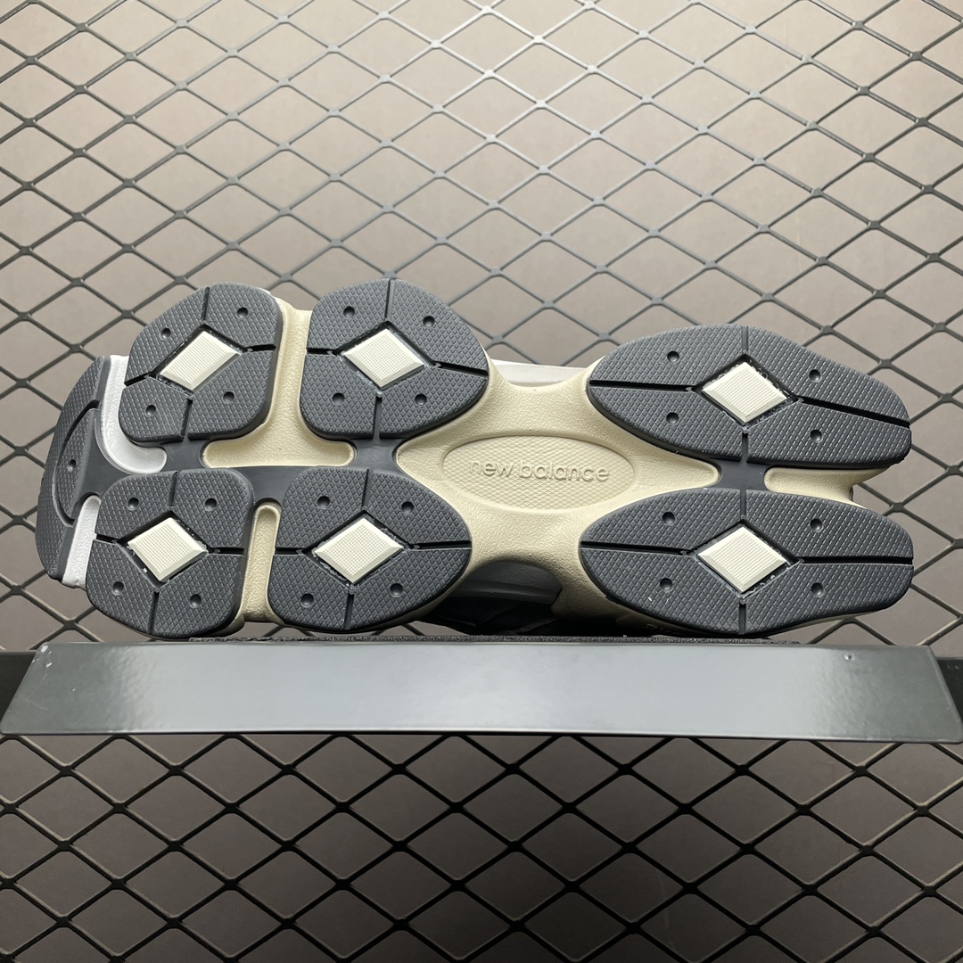 New Balance 9060  (U9060EEB )