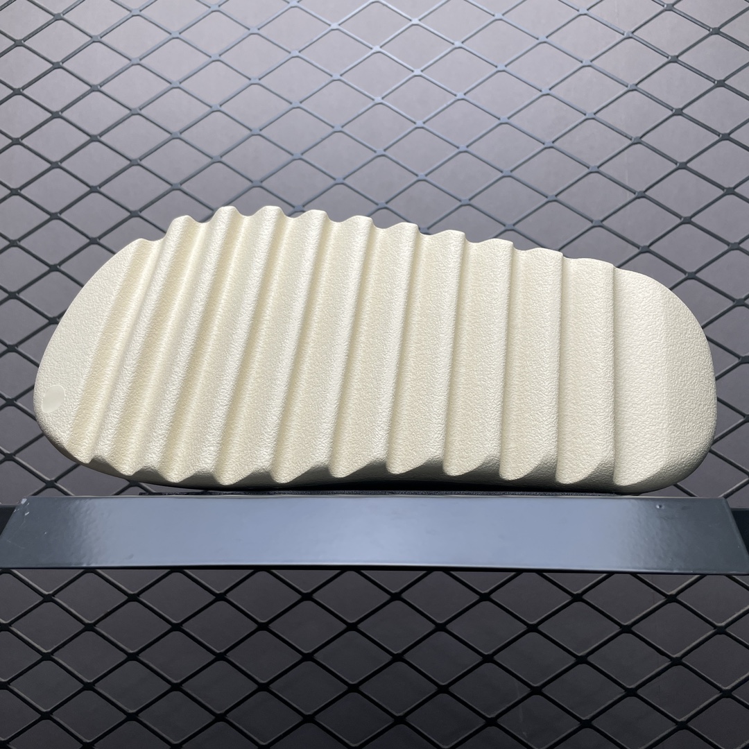 adidas YEEZY Slide "Bone" (FZ5897)