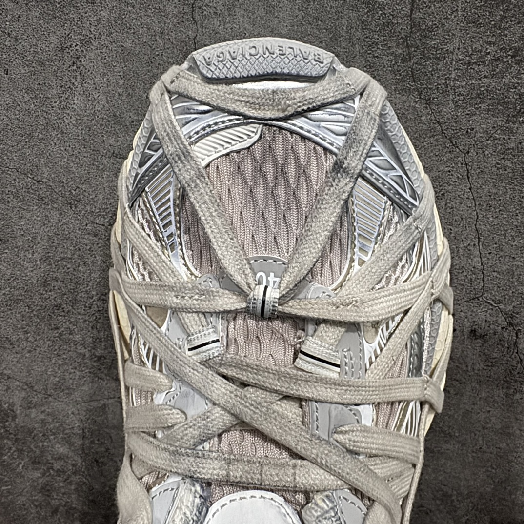 BALENCIAGA 3XL Extreme Lace Sneakers（785756W2MV11950）