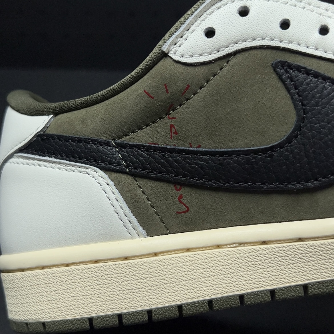 Travis Scott × Nike Air Jordan 1 Low OG SP "Olive"(DM7866-200)