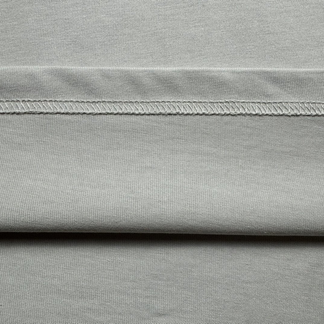 【BALENCIAGA】LO_VE Tシャツ ミディアムフィット(764235TQVK23307）