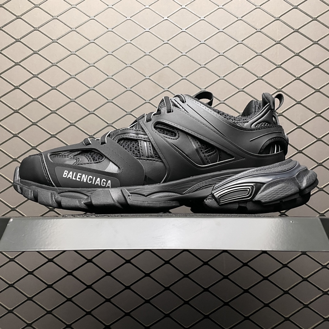 BALENCIAGA Track Piercing Men's Sneakers（542023W3AC21035）