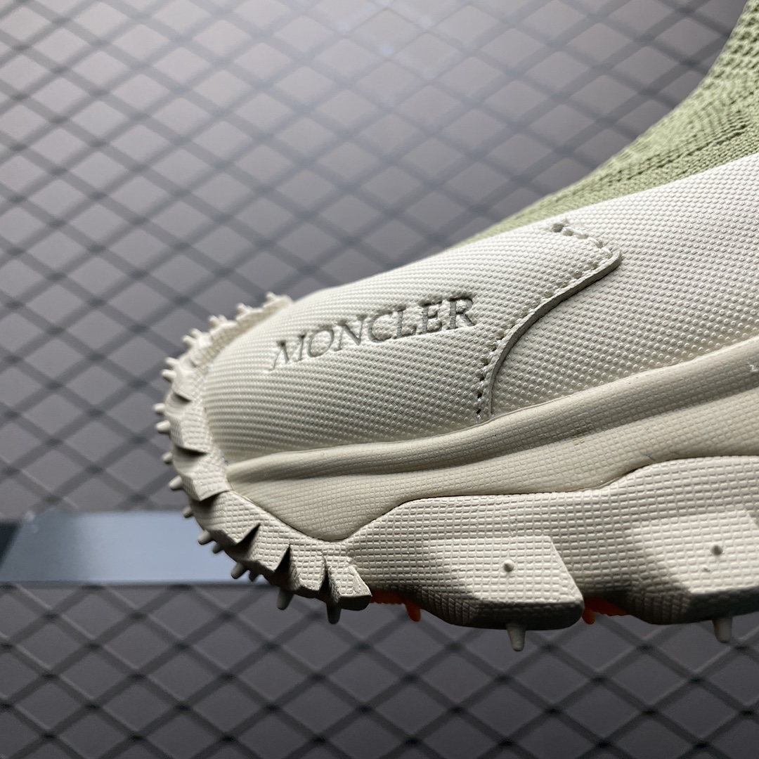 MONCLER TRAILGRIP KNIT high top sneakers（53OGTU75）