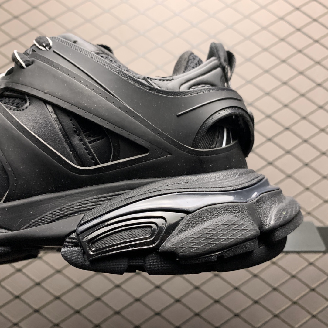 Balenciaga Track 1.0 distressed dad shoes（542023W1GB11000）