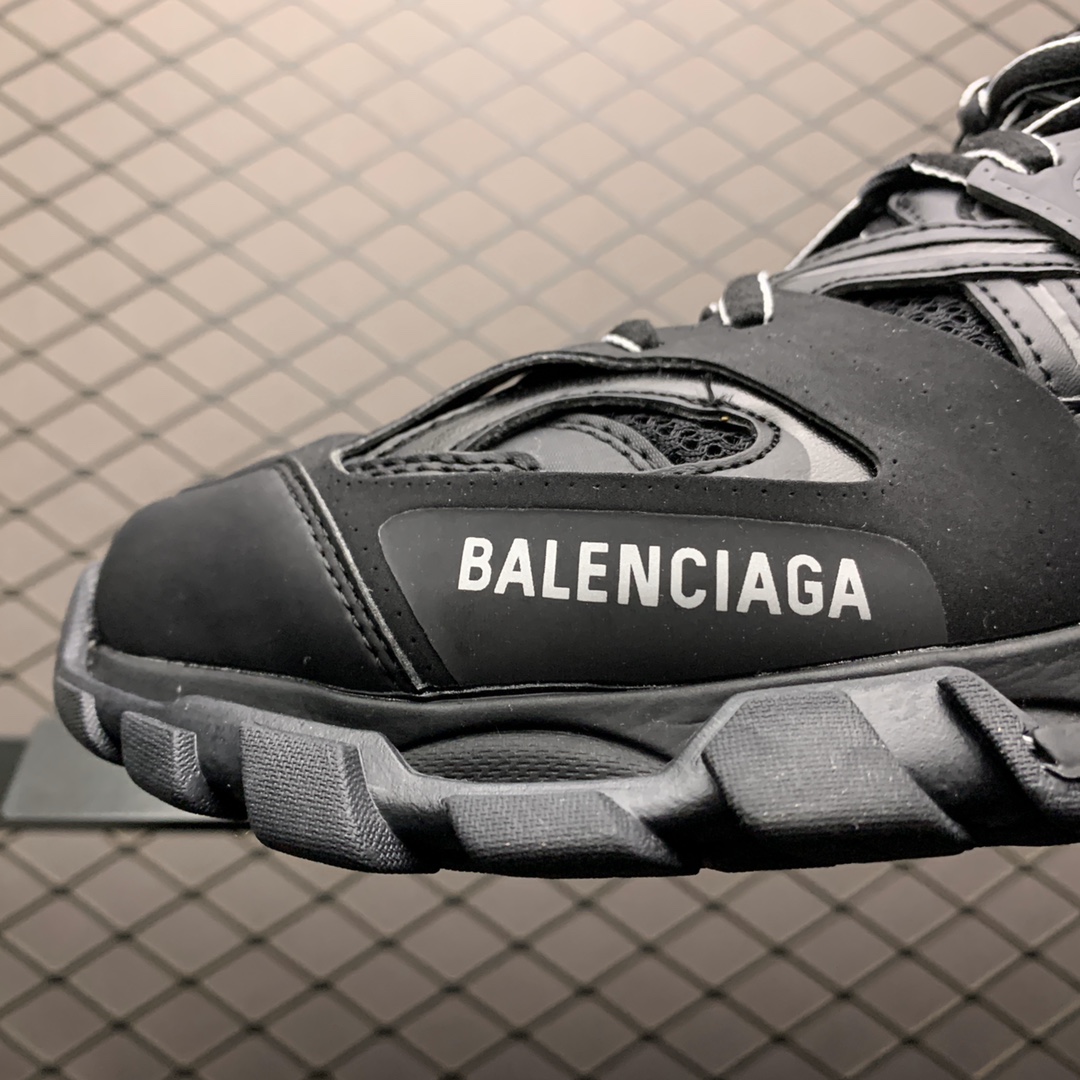 Balenciaga Track 1.0 distressed dad shoes（542023W1GB11000）