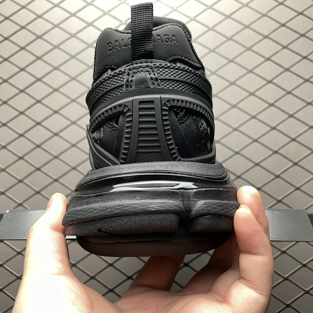  Balenciaga Track 2 Open Sneaker"black"（568614W2GN11000）