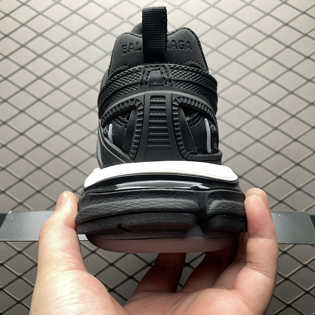 Balenciaga Track 2 Open Sneaker"black and white"（568614W2GN31090）