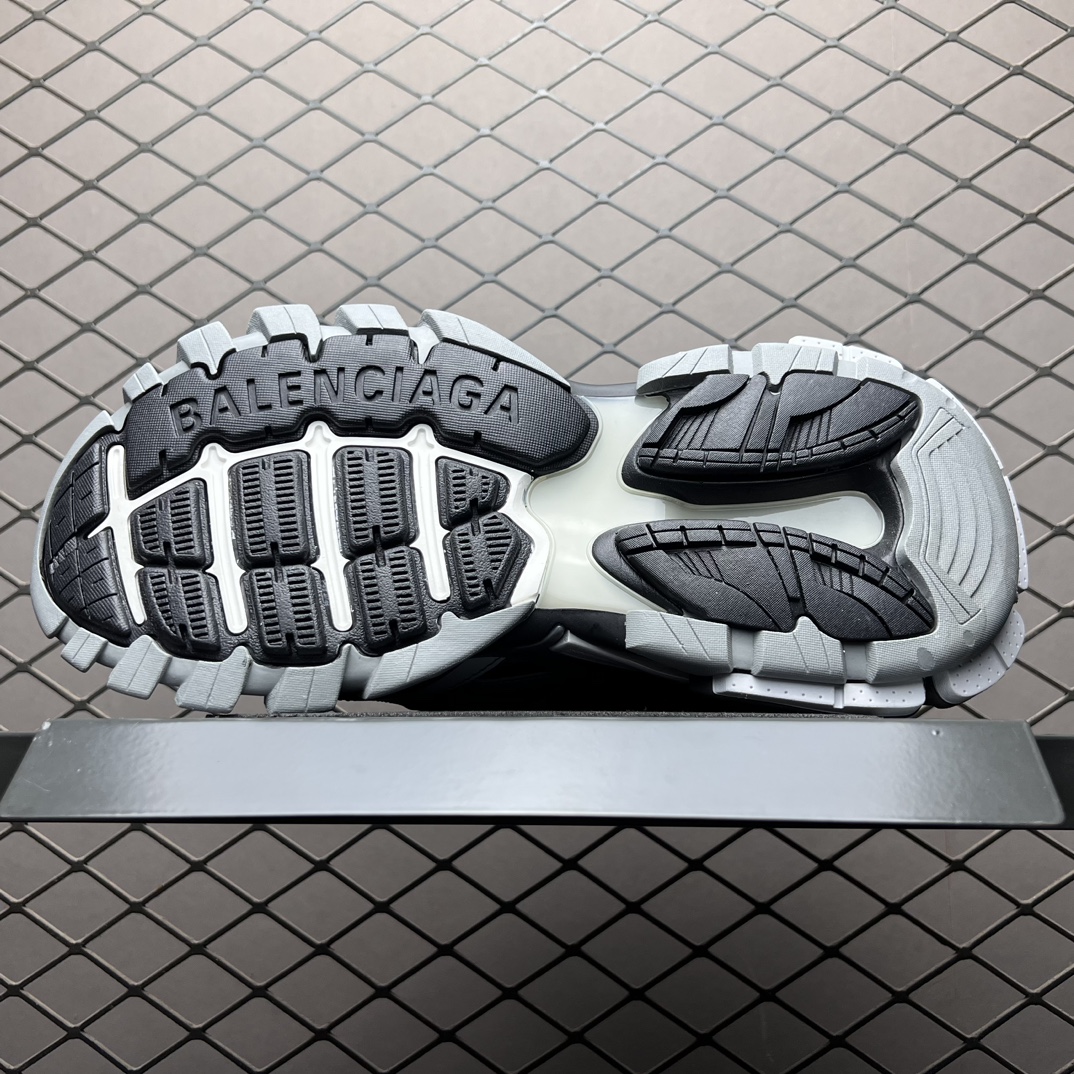 Balenciaga Track 2 Open Sneaker"grey"（568614W2GN31285）
