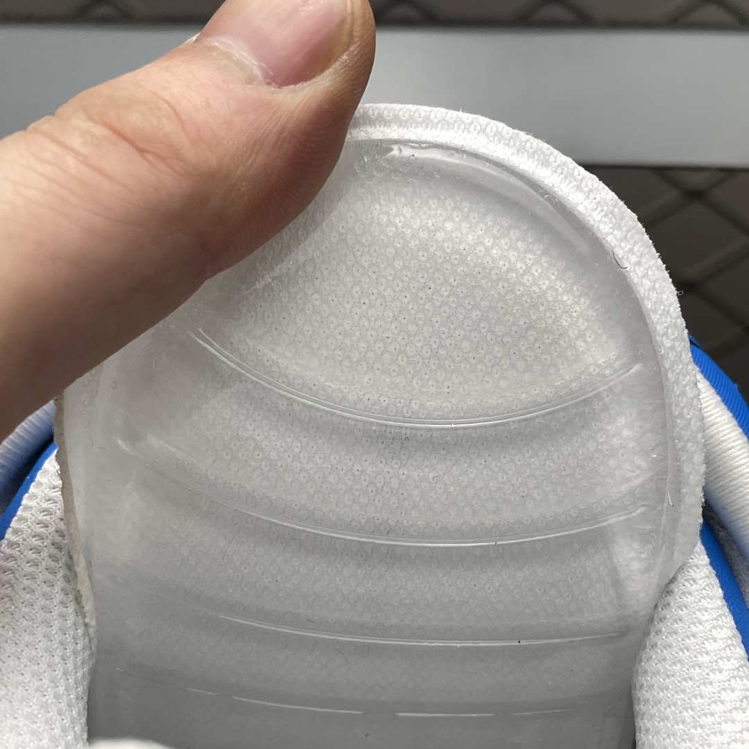 Balenciaga Track 2 Open Sneaker"blue"（568614W3AE24191）