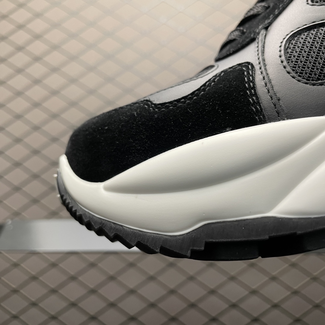 Louis Vuitton Run 55 Sneaker(1ACGOK)
