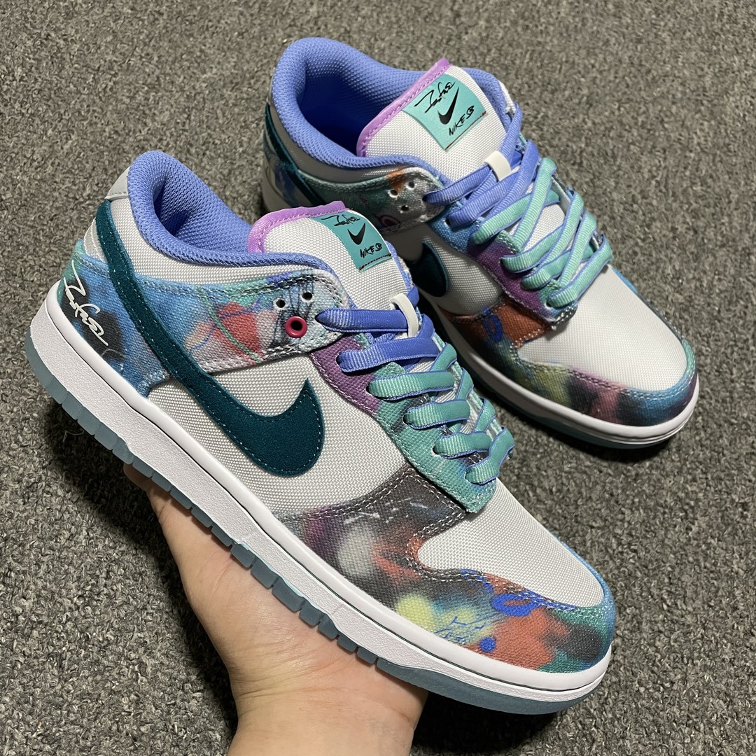 Futura × Nike SB Dunk Low "White and Geode Teal（HF6061-400）