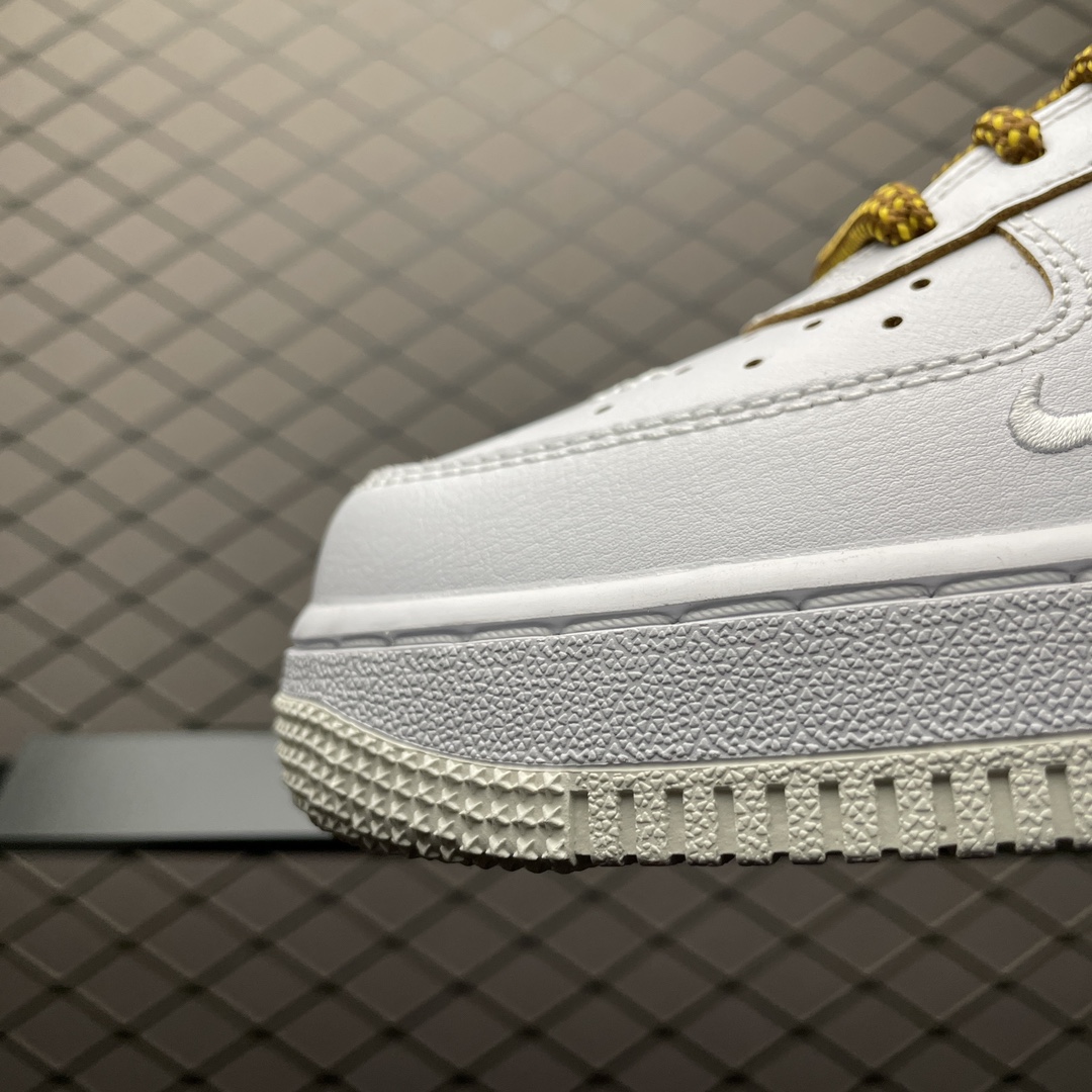 Nike WMNS Air Force 1 Low "1972"（ HF5716-111）