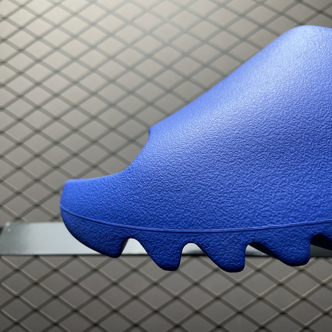 adidas YEEZY Slide "Azure"（ID4133）