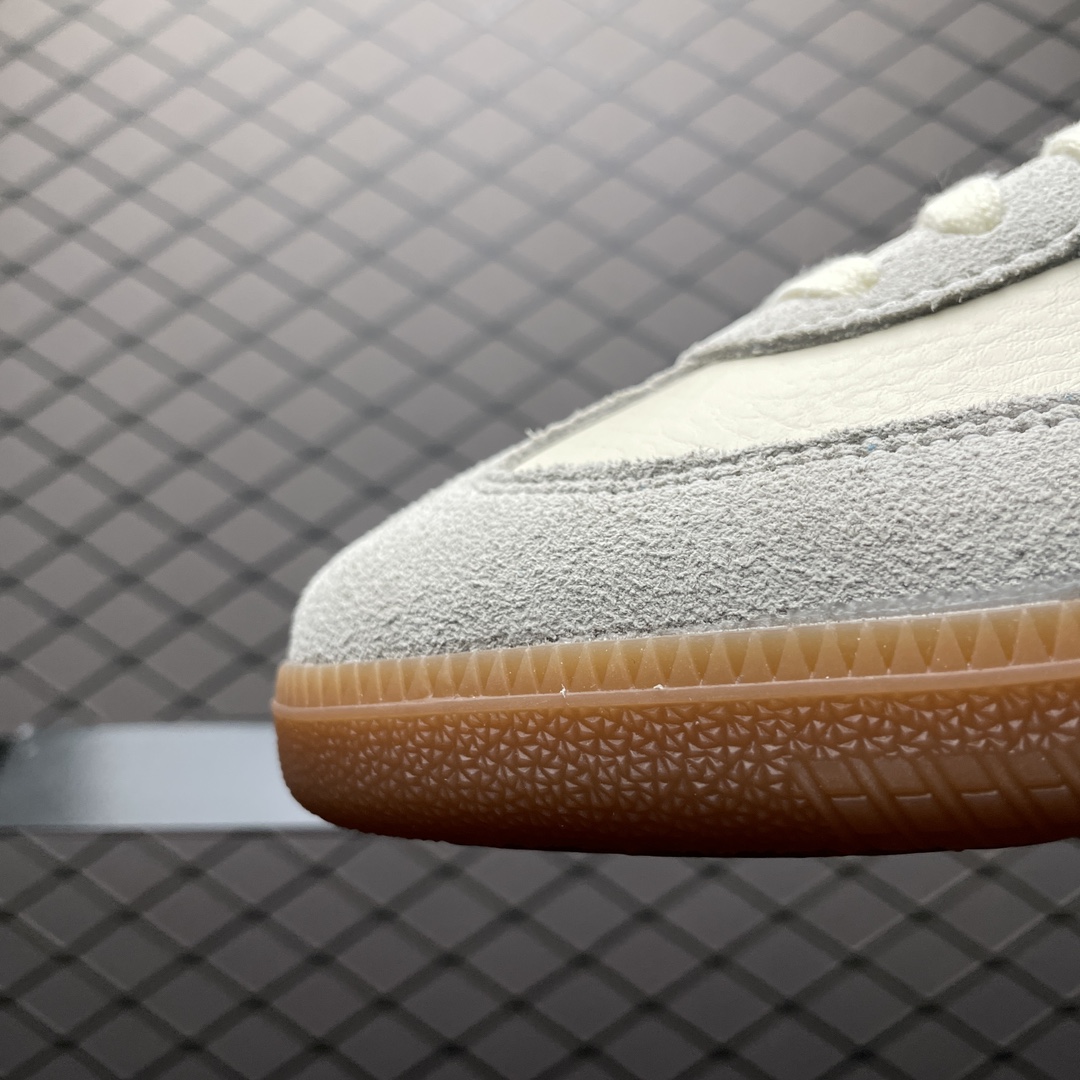 Sporty & Rich × adidas Samba OG "Cream White"（IE7096）