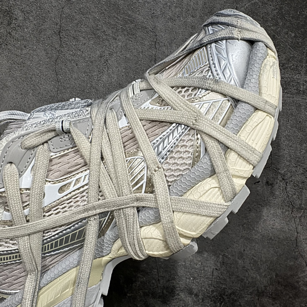 BALENCIAGA 3XL Extreme Lace Sneakers（785756W2MV11950）