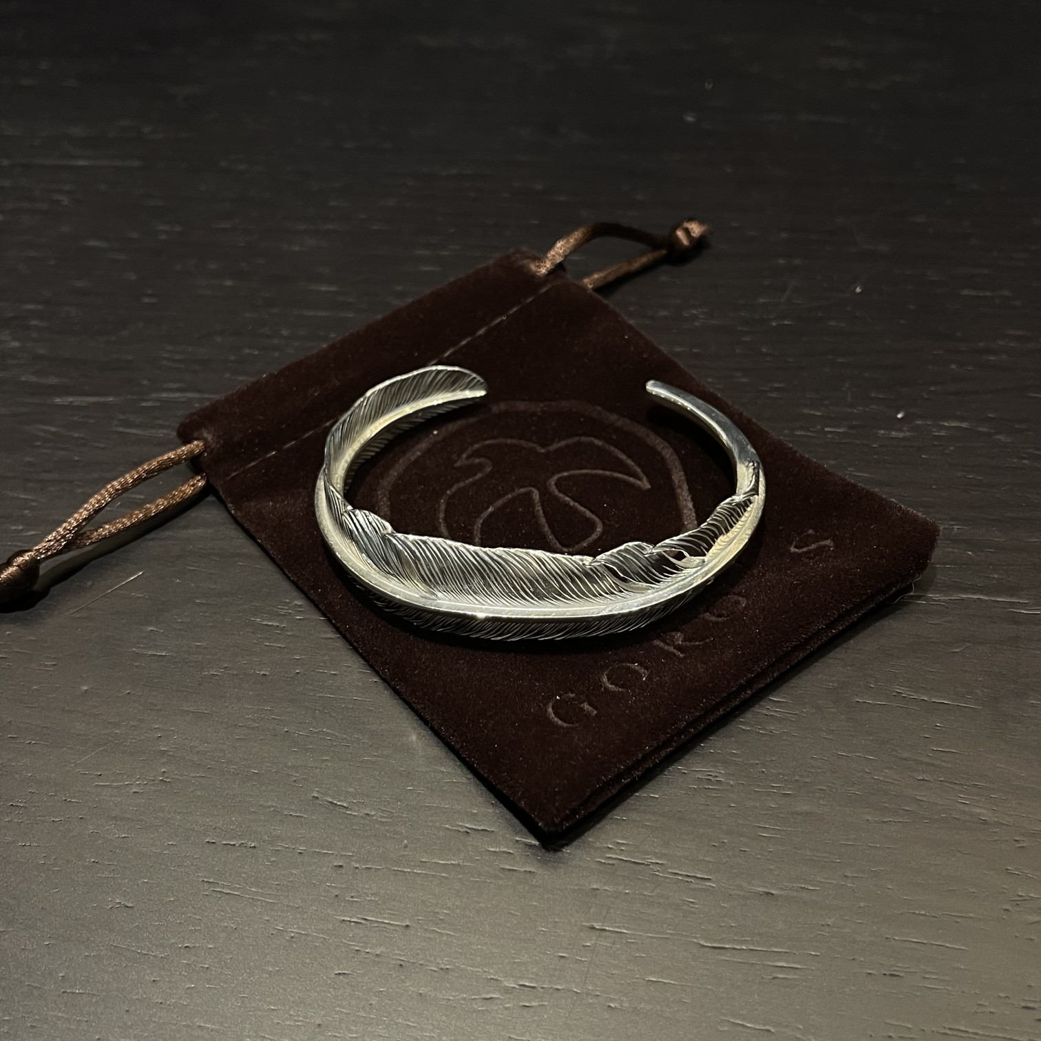 goro'sフェザーのブレスレット（GS-R-22）