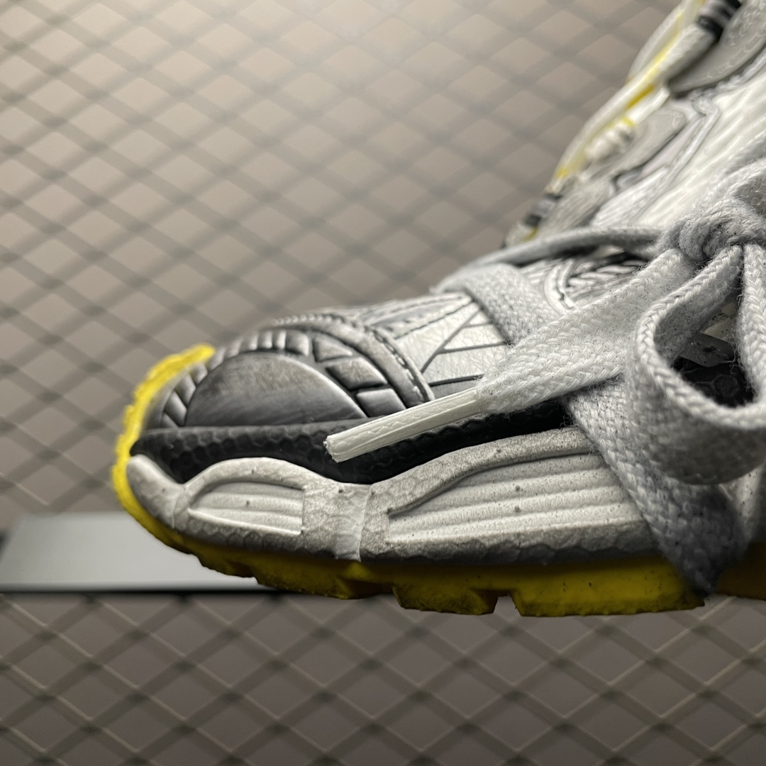 BALENCIAGA 3XL Mule（742682W3XLM9127）