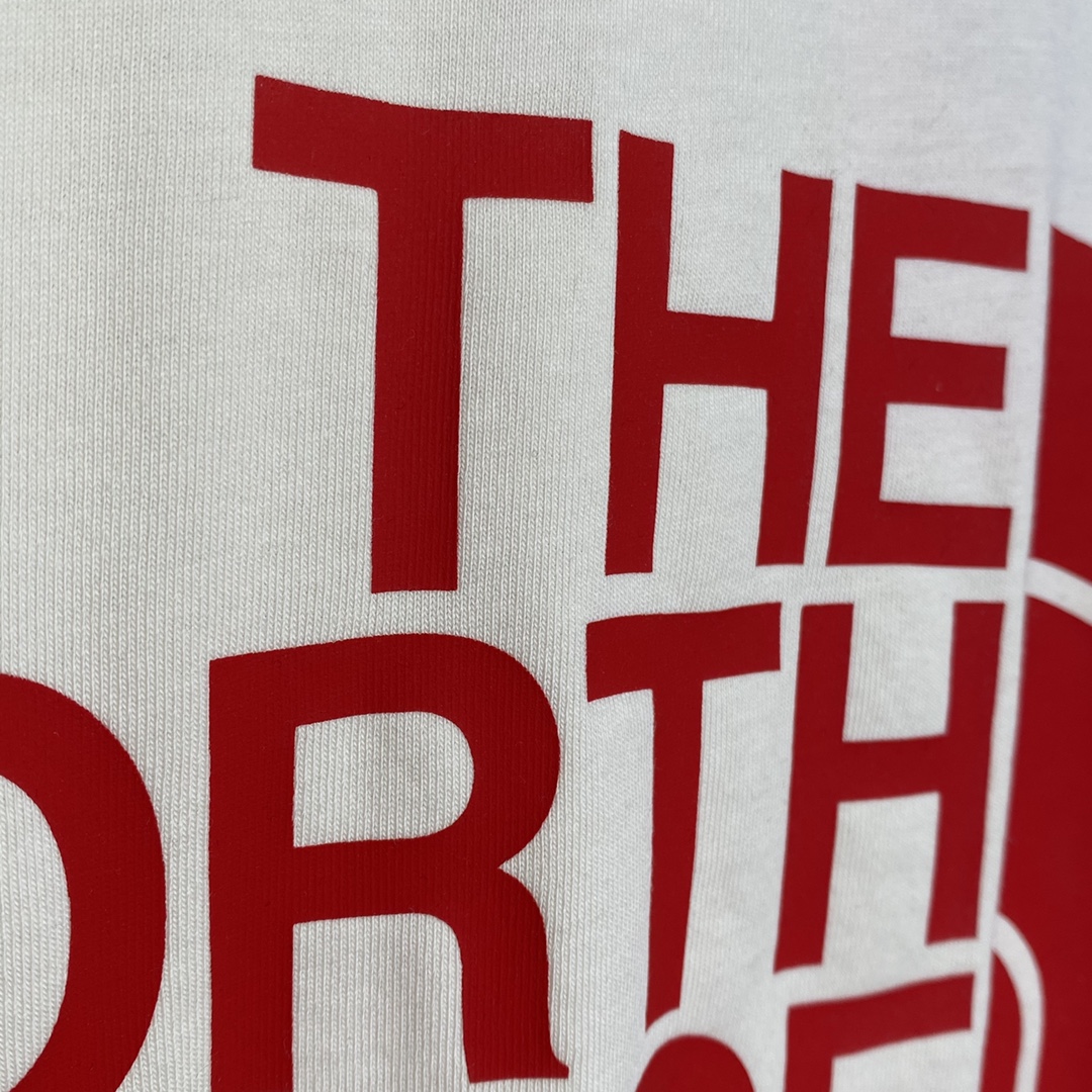 Gucci x The North Face T-shirt“Off-White”（615044-XJDTF-9095）