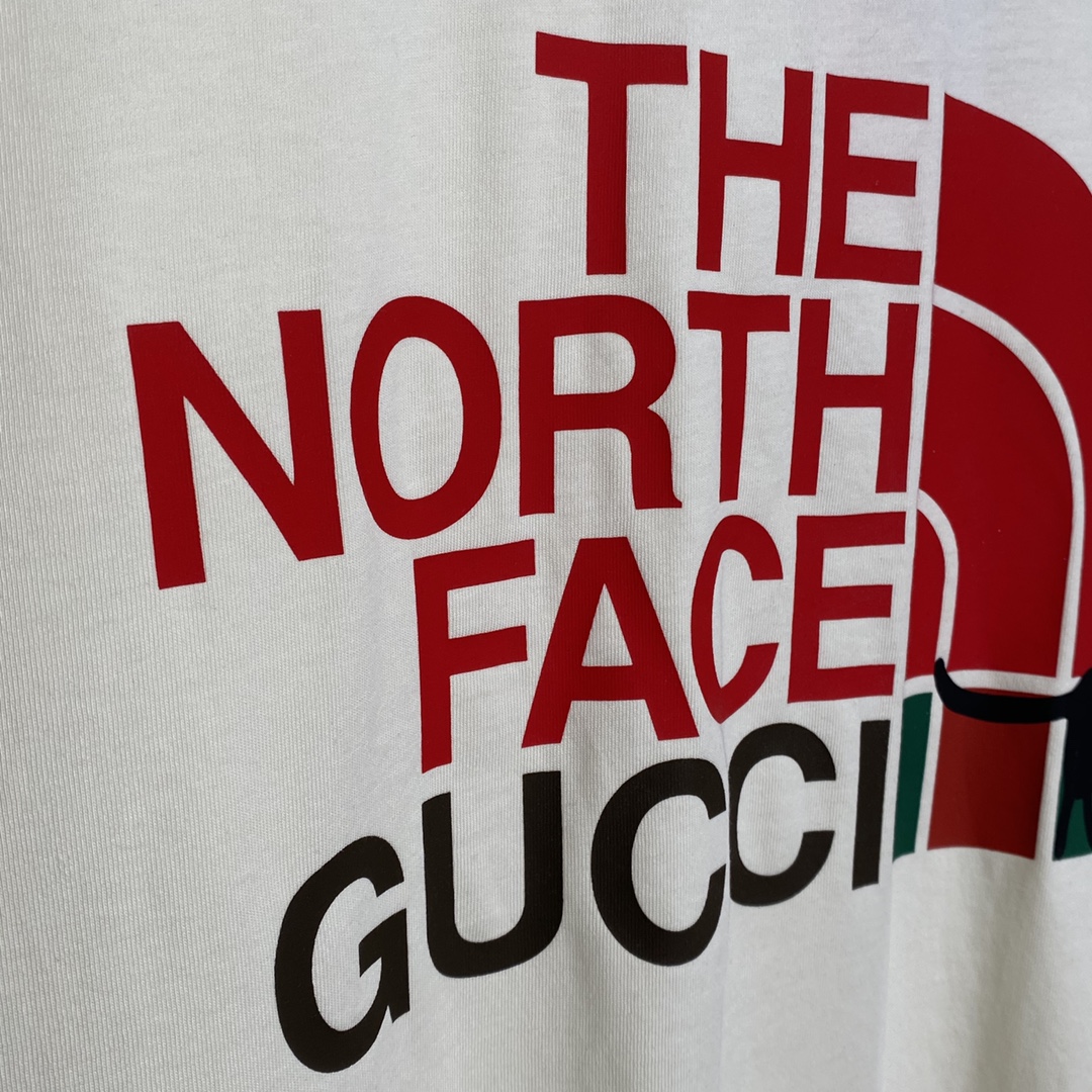Gucci x The North Face T-shirt“Off-White”（615044-XJDTF-9095）
