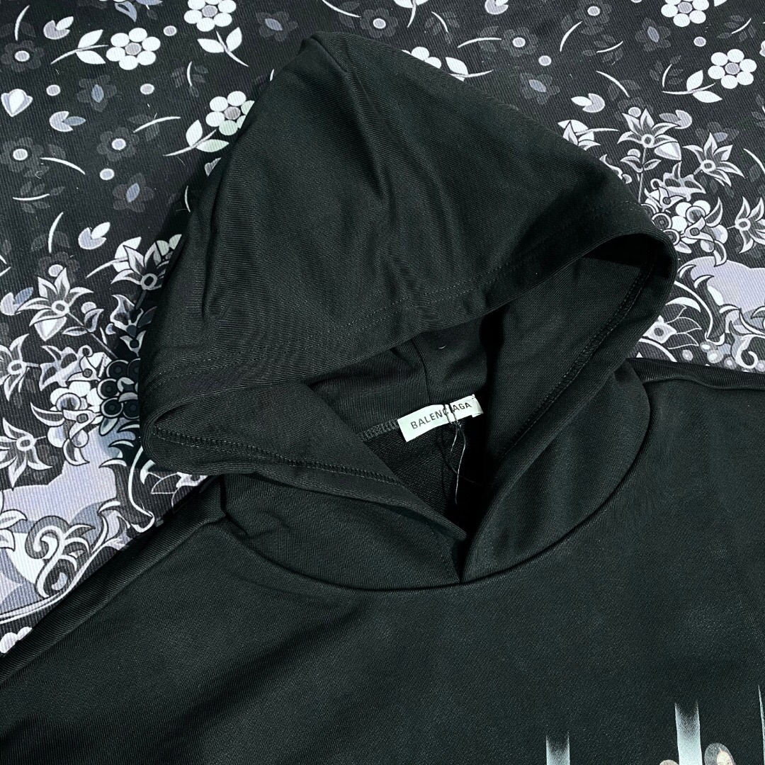 Balenciaga portrait sweatshirt（620973TIVA21000）