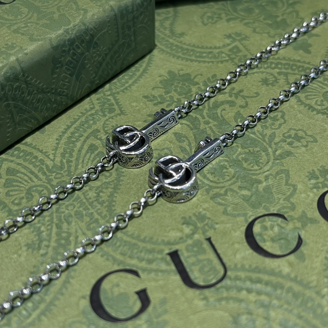 GUCCIダブルG キー ブレスレット スターリングシルバー（632207-J8400-0701）