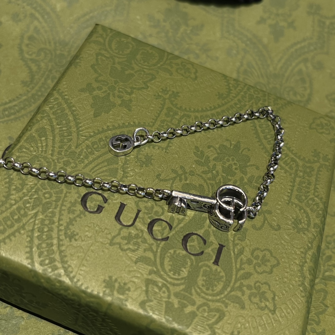 GUCCIダブルG キー ブレスレット スターリングシルバー（632207-J8400-0701）