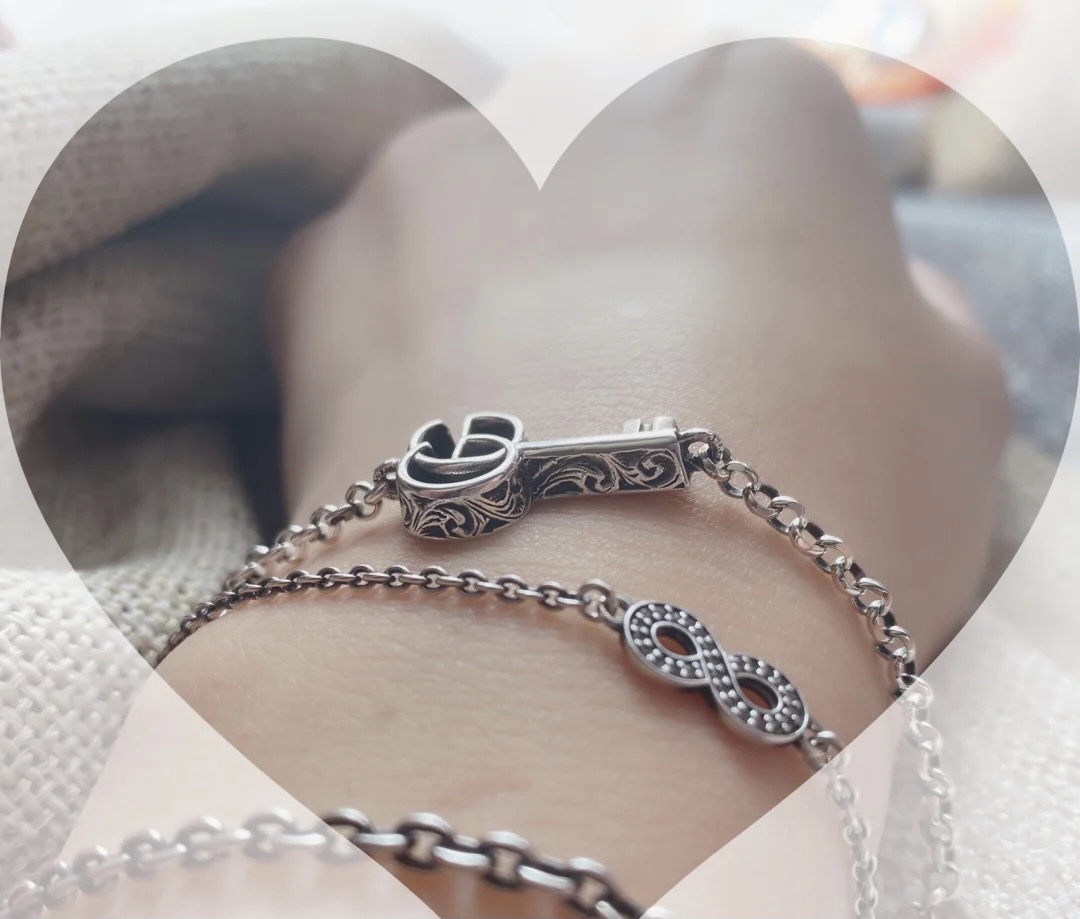 GUCCIダブルG キー ブレスレット スターリングシルバー（632207-J8400-0701）