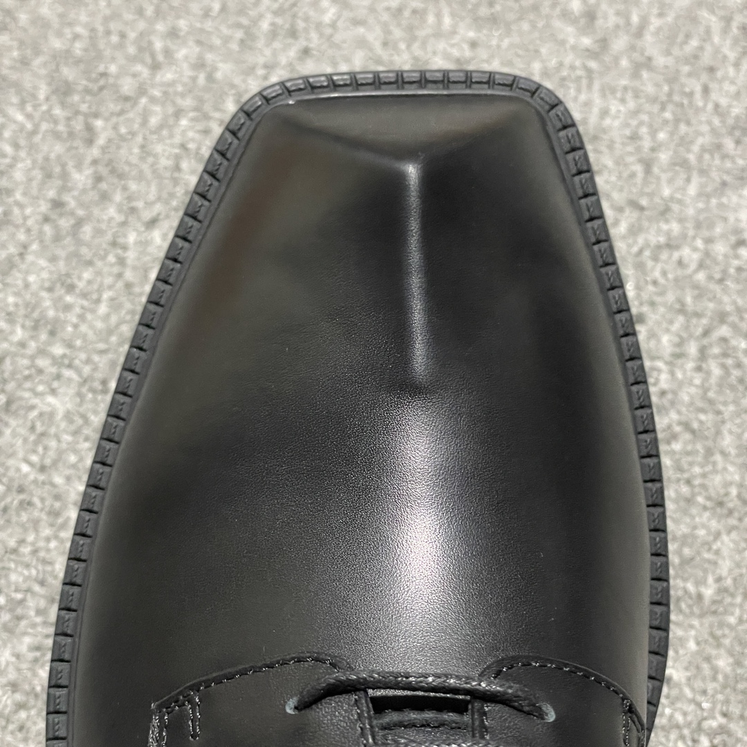 Balenciaga Rhino Derbies Derby Shoes（656977WBB501000）
