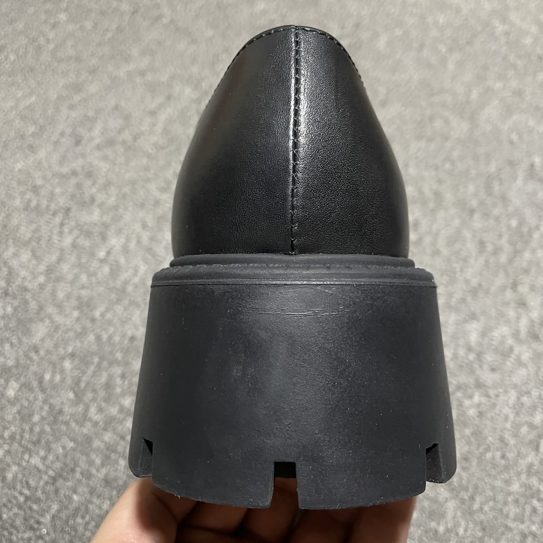 Balenciaga Rhino Derbies Derby Shoes（656977WBB501000）